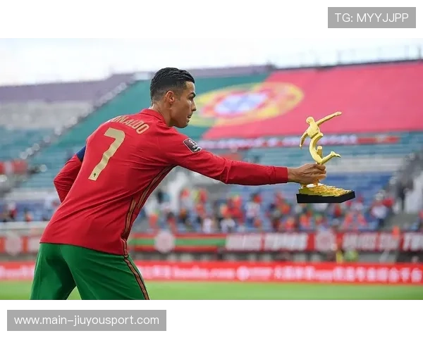 C罗敞开心扉:用世界杯来定义我不公平,曼联丢了精神根基,c罗国家队世界杯 C罗敞开心扉:用世界杯来定义我不公平,曼联丢了精神根基,c罗国家队世界杯